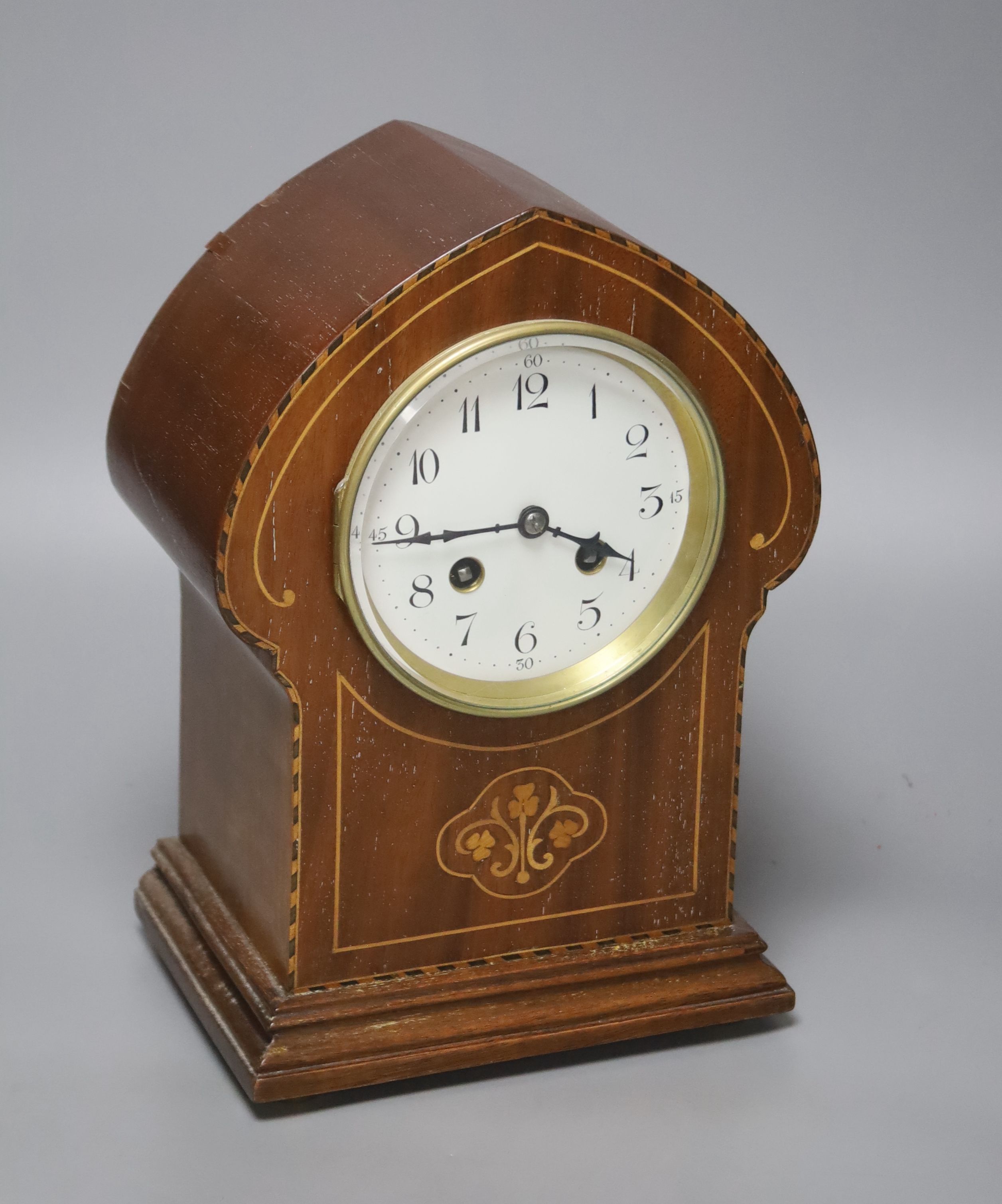 An Edwardian inlaid mahogany mantel clock, height 26cm